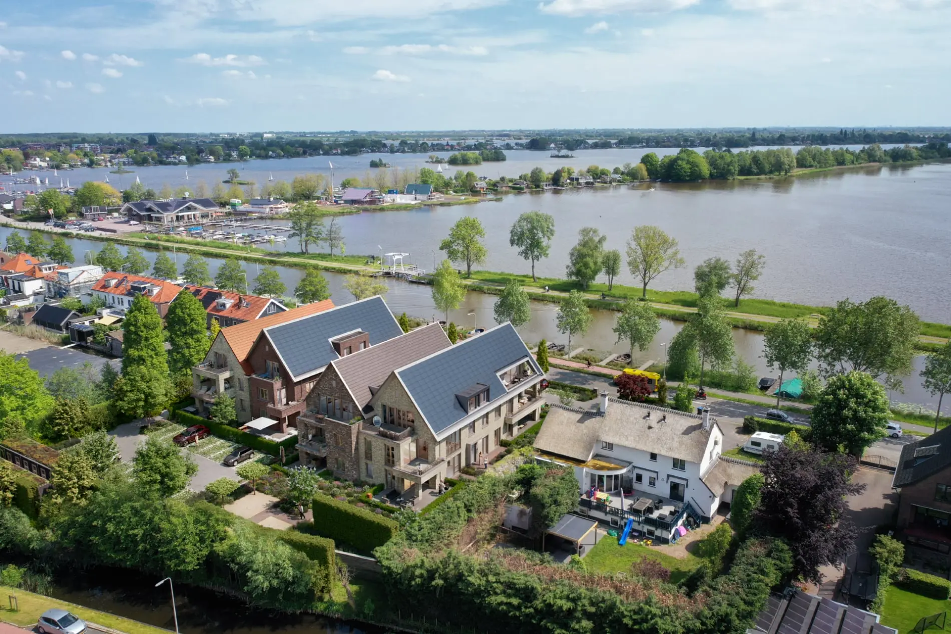 Residentie Breevaart - 16 appartementen aan de Reeuwijkse plassen